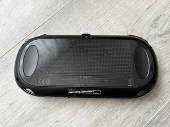 PS Vita PCH1004 + mod HENKAKU - 2