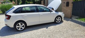 Predám škodu Rapid spaceback - 2