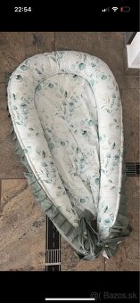 Hniezdo a zavinovačka - 2