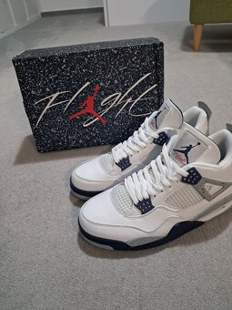 Air jordan 4 midnight navy - 2