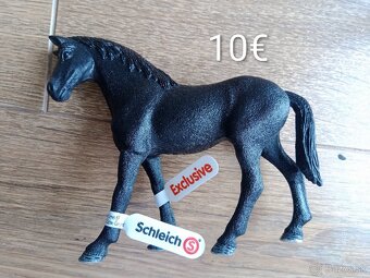Exclusive kone Schleich - s visačkou - 2