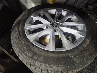 5x114,3 R17 nissan - 2