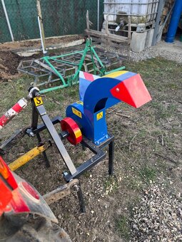 Štiepkovač za malotraktor - 2