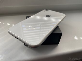 iPhone XR 64Gb Top Stav - 2