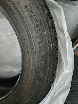 Predám zimné pneumatiky 225/60R17 103H Nokian. - 2
