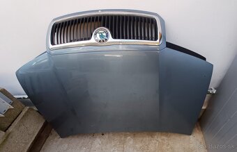 Škoda fábia-predná kapota,nárazník,kufor - 2