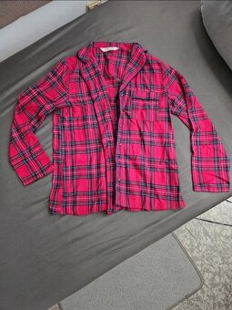 Červené kockované pyžamo
S/36/8 Vel'mi dobré LC Waikiki - 2