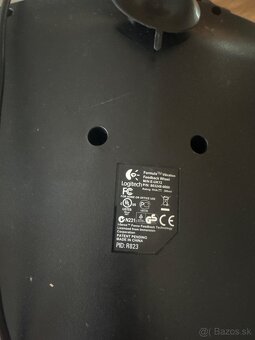 Volant s pedalmi - 2