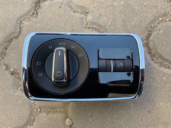 Spínač svetiel viacnásobný Škoda 3T0 941 431 B - 2