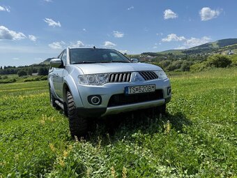 Mitsubushi L200 - 2