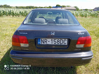 Honda Civic 1.5 VTEC - 2