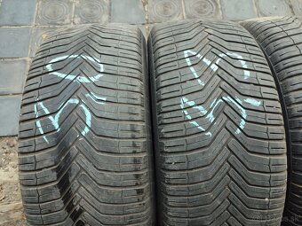 235/60 r16 Michelin - 2