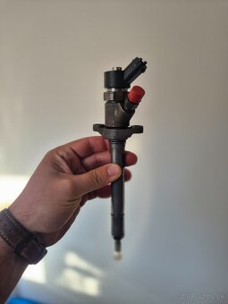 Vstrekovač PSA 0445110188 - 2