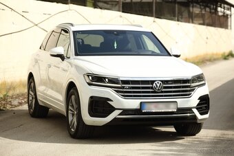 🚗 Volkswagen Touareg 3.0 V6 TDI SCR 286k R-Line 4Motion Tip - 2