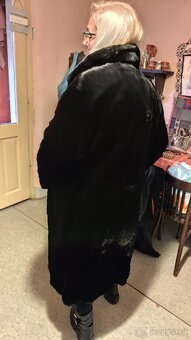 Predám kožuch, KARA - 2