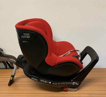 Rotačná autosedačka Britax-Römer Dualfix M i-size - 2
