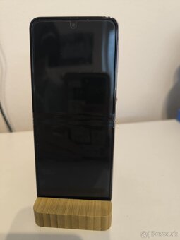 Samsung Z Flip 5 - 2