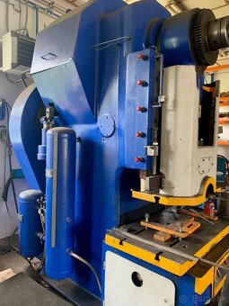 Výstředníkový lis SMERAL LE 250 A (8536) - 2