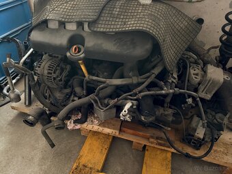 Predám motor Ford galaxy 96kw - 2