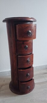 Okruhla komoda - 2