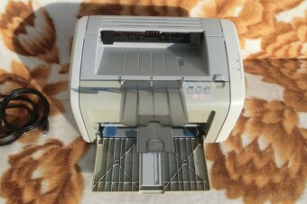 Laserová tlačiareň HP LaserJet 1020 . - 2