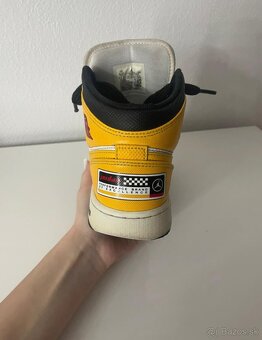 Predám Jordan 1 Mid. - 2