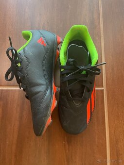 Predám kopačky Adidas č. 34 - 2