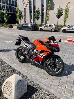 Honda CBR 600 RR - 2