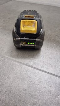 5 KS Dewalt bateria 18/54v flexvolt 5kusov - 2