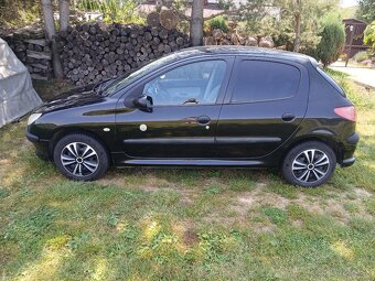 PEUGEOT 206; 1,4i; 96 000 km - 2