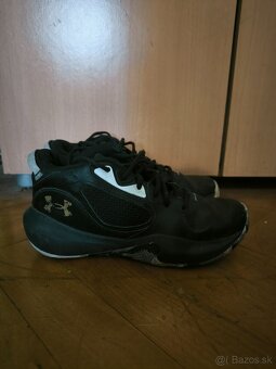 Unisex topánky Under Armour UA Lockdown 6 - 2
