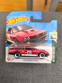 Hot Wheels 1:64 Európske vozy - 2