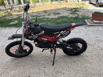 Predám Pitbike 125 4 takt manual 4 stúp Sadnúť a jazdiť - 2