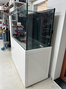 Predám morské akvárium, skrinka, filtračná nádoba. - 2