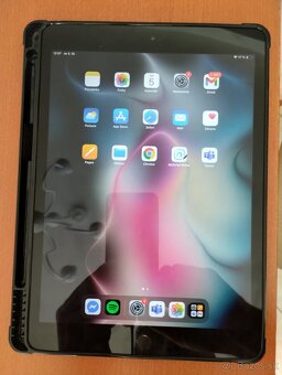 Apple iPad 8 generácie - 2