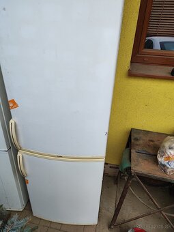 Predám chladničku s mrazničkou - 2