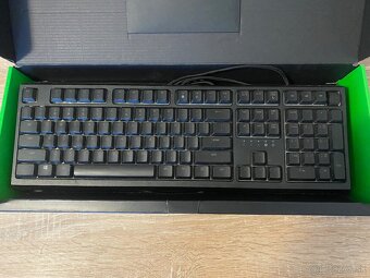 KLAVESNICA RAZER RGB - 2