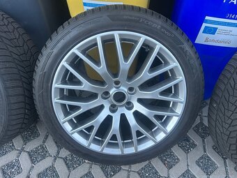 Ford Mustang kolesá GT r19 dvourozměrná - 2