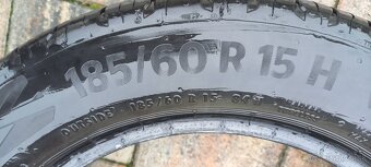 Pneu.185/60 R15 - 2