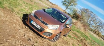 KIA RIO 1.4 benzin,rok 2012,80kw-109koni,186000km,kup.v SR - 2