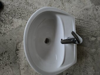 Umývadlo s batériou veľké - 2
