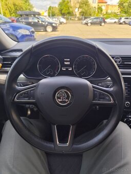 Kúpim volant Superb 3 - 2