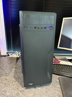 Dizajnový kancelársky počítač /Intel i5-2320 / 8GB RAM / SSD - 2