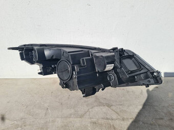 Opel Zafira C ľavé predné svetlo - 2