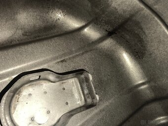 Nissan patrol nádrž - 2