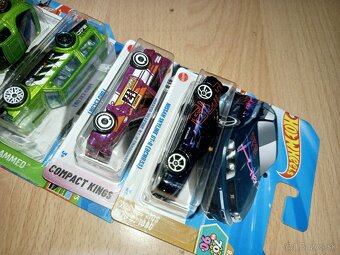 Hot Wheels - 2