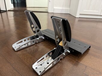 Rozpredám SIMRIG - Fanatec - 2