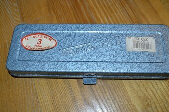 predam - stara socialisticka gola sada TONA - 2