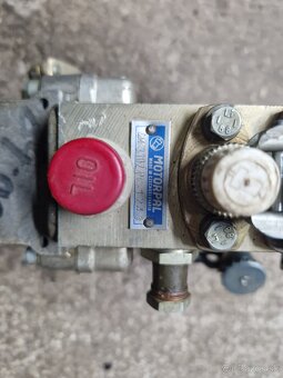 Vstřikovaci čerpadlo crystal 81 - 2