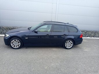 BMW E91 320i - 2